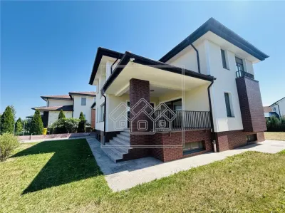 Casa individuala, 330 mp utili, teren mare, finisaje premium - foto 6
