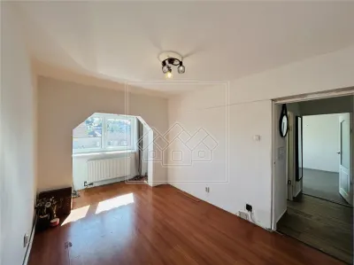 Apartament decomandat, cu 2 camere, 50 mp utili - Strand - Sibiu