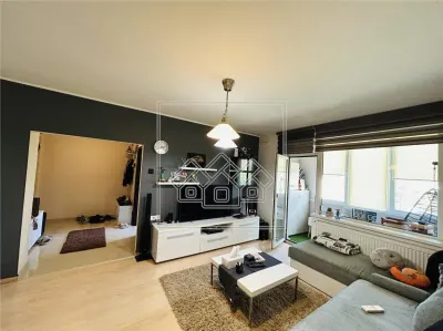 Ap modern, cu 2 camere, balcon - Zona Terezian - foto 3