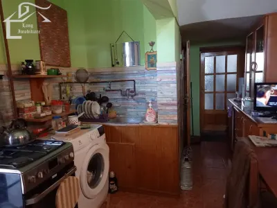 APARTAMENT 1 CAMERA ZONA CENTRALA DE VANZARE 1982 - Arad