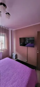 Mobilat si utilat, etaj intermediar in bloc anvelopat - foto 4