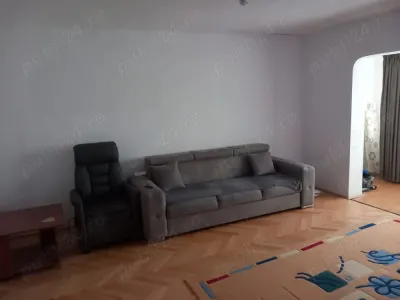 Decomandat cu 2 bai linga Judetean - foto 11