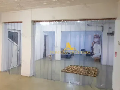SPATIU COMERCIAL DE INCHIRIAT - foto 5