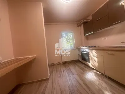 2 camere etaj 2 Aradului - foto 3