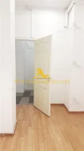 SPATIU COMERCIAL DE INCHIRIAT - foto 6