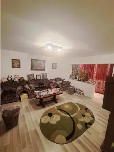 3 CAMERE, DECOMANDAT, GARAJ, MOBILAT SI UTILAT ZONA FABRIC! - foto 3