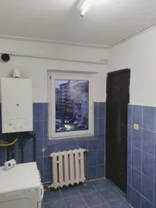 Decomandat cu 2 bai si 2 balcoane - foto 4