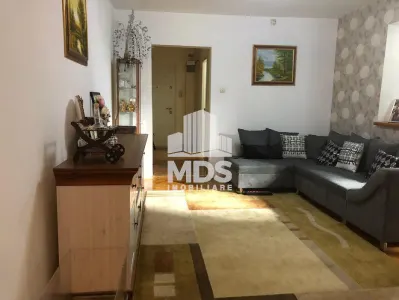 Apartament 3 camere, etaj intermediar, Torontalului - foto 3