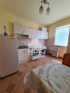 Mobilat si utilat in bloc anvelopat - foto 5