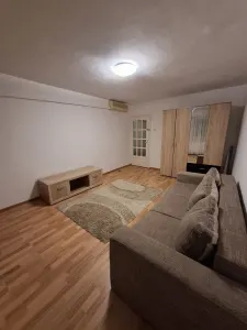 Decomandat, mobilat si utilat, linga piata Noua - Timisoara