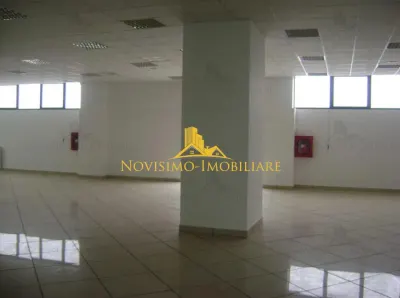 NOVISIMO-IMOBILIARE: SPATIU - foto 5