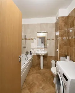 Apartament cu 2 camere 70 mp la etajul 2 - foto 6