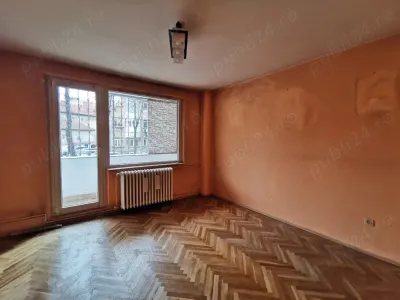 4 camere cu 2 bai in bloc reabilitat linga Punctele Cardinale - Timisoara