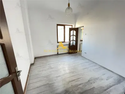 NOVISIMO-IMOBILIARE: SPATIU DE INCHIRIAT , ULTRACENTRAL - foto 6