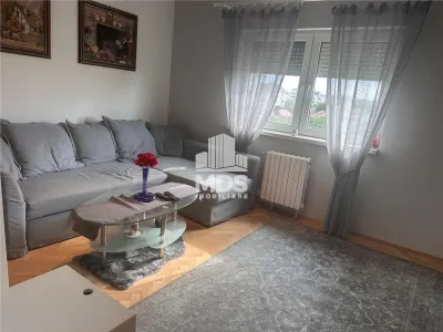 Mobilat si utilat, 77mp utili la et 3 in bloc din 2000 - foto 7