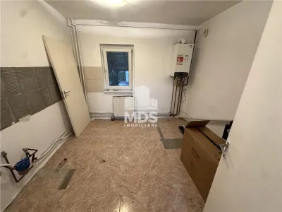 Apartament cu 2 camere cu centrala propie, linga piata Verde - foto 7