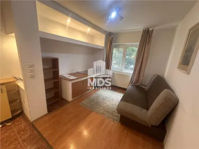 Apartament 4 camere  cu 2 bai si 2 balcoane - foto 4