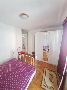 3 CAMERE, DECOMANDAT, ETAJ 1, CENTRALA TERMICA, AEM! - foto 5