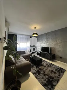 Mobilat si utilat modern, 72 mp, etaj intermediar linga Mall - Timisoara