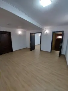 NOVISIMO-IMOBILIARE: SPATIU DE INCHIRIAT  ULTRACENTRAL - foto 9