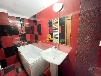 NOVISIMO-IMOBILIARE: APARTAMENT CU 3 CAM.  DE INCHIRIAT IN ZONA REPUBLICII .P - foto 10
