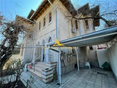 NOVISIMO-IMOBILIARE: CASA DE INCHIRIAT , ULTRACENTRAL - foto 4