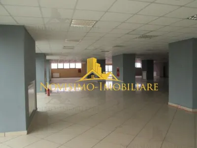 NOVISIMO-IMOBILIARE: SPATIU COMERCIAL DE INCHIRIAT - foto 4