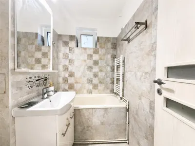 Apartament 2 camere etaj intermediar zona Rahova - foto 15