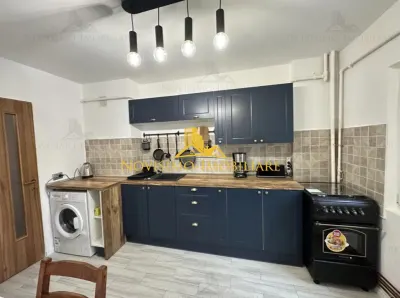 NOVISIMO-IMOBILIARE: APARTAMENT CU DOUA CAM. DE INCHIRIAT IN ZONA CENTRALA - Ploiesti
