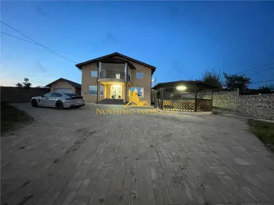NOVISIMO-IMOBILIARE: VILA IN ZONA VALEA CALUGAREASCA, MOBILATA - foto 12