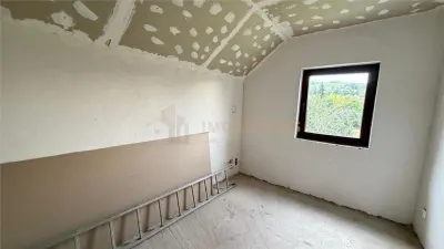 Casa individuala de vanzare cu 1233 mp teren, zona Valea Borcutului - foto 10