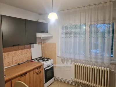 Apartament 2 camere decomandat | Piața Nicolina -  400â‚¬ - foto 2