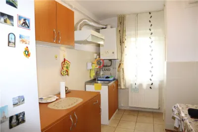 Luminos si spatios! Apartament 3 camere, decomandat, in Sacele- Brasov - Brasov