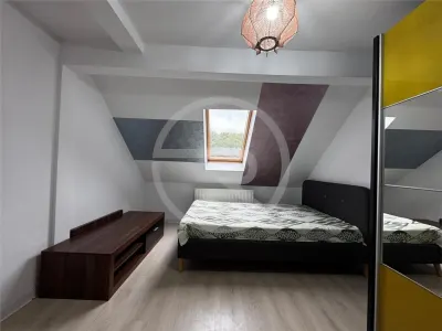 Apartament cu 3 camere,89 mp utili situat in cartierul Manastur! - foto 9