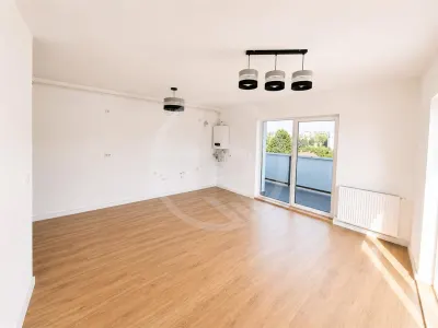 Apartament cu 4 camera, 93 mp utili, situat in cartierul Dambul Rotund! - foto 2