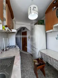 Apartament cu 2 camere, 45 mp,decomandat,situat in Campia-Turzii ! - foto 11