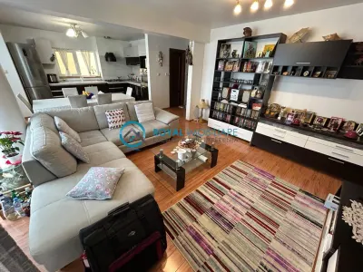 Royal Imobiliare - Vanzare Apartament zona Democratiei - Ploiesti