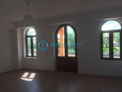 Royal Imobiliare - inchirieri spatii comerciale - Ploiesti