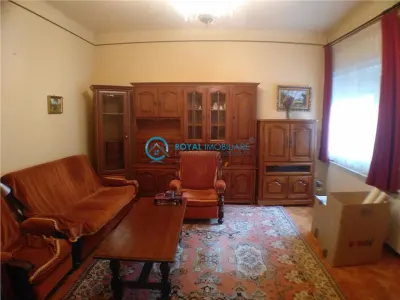 Royal Imobiliare - Vanzare Casa Zona Centrala - foto 8