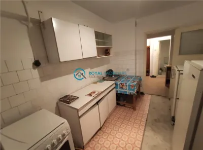 Royal Imobiliare - Vanzare apartament zona Sud - foto 4