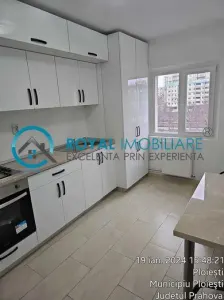 Royal Imobiliare-Vanzare Apartament 4 Camere Zona Ultracentrala - Ploiesti