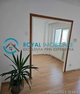 Royal Imobiliare-Vanzare Apartament 4 Camere Zona Ultracentrala - foto 3