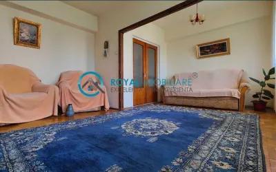 Royal Imobiliare-Vanzare Apartament 4 Camere Zona Centrala - Ploiesti