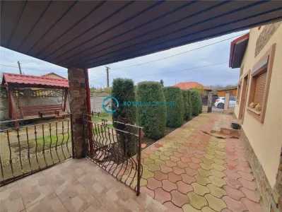 Royal Imobiliare - Vanzare Vila Chitorani - foto 3