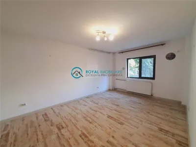 Royal Imobiliare - Vanzare apartament 3 camere zona Cantacuzino - Ploiesti