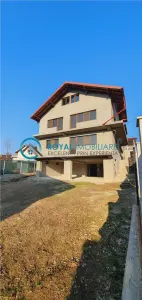 Royal Imobiliare-Vanzare Vila Zona Urlati - Urlati
