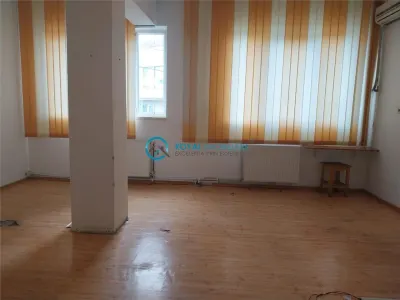 Royal Imobiliare-Inchiriere Spatiu de Birouri Zona Ultracentrala - foto 4