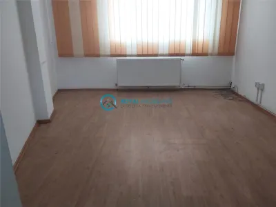 Royal Imobiliare-Inchiriere Spatiu de Birouri Zona Ultracentrala - foto 7