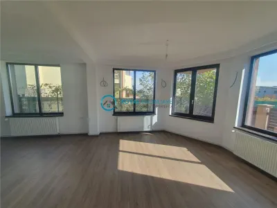 Royal Imobiliare-Vanzare Vila-zona Nord - foto 5