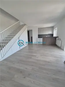Royal Imobiliare - Vanzare apartament 3 camere tip duplex - foto 1